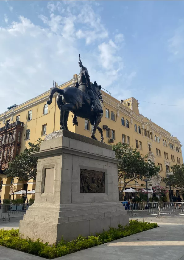 Fotos Turistas_Mesa de trabajo 1